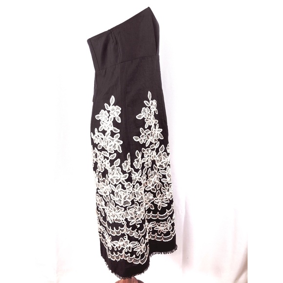 The Wrights Woman’s Linen Blend Strapless Dress - Picture 6 of 8